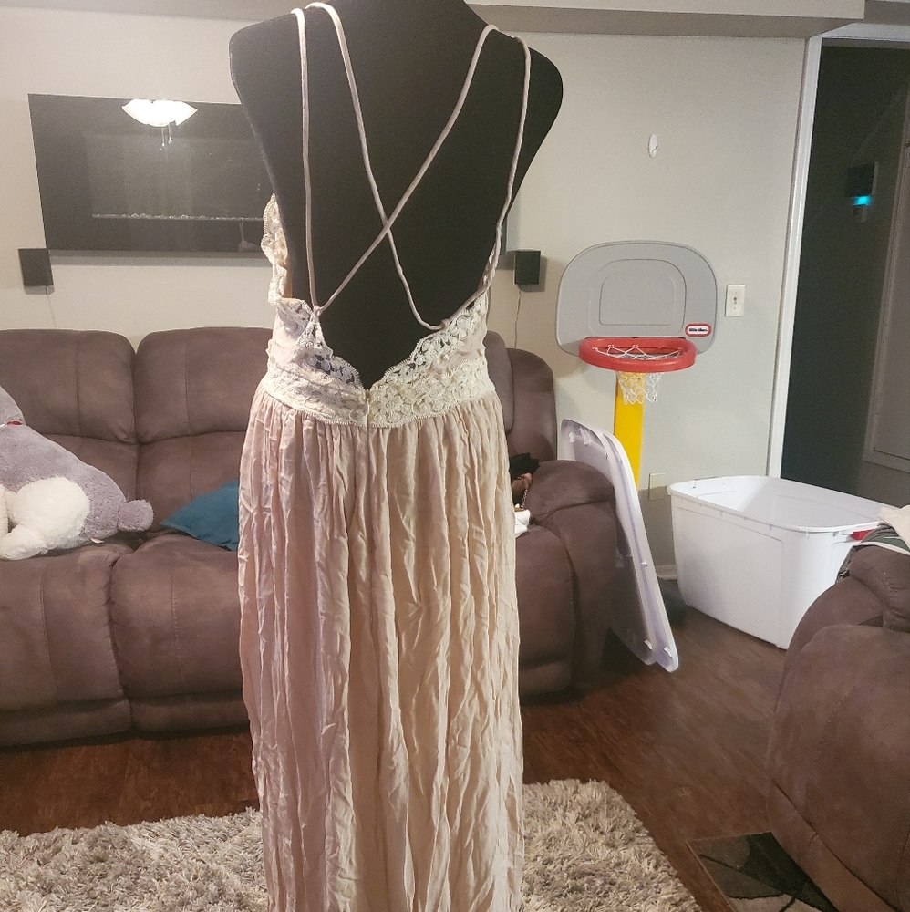 Sundress - Picture 2 of 2